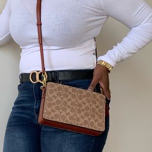 Coach purse worn once 👛